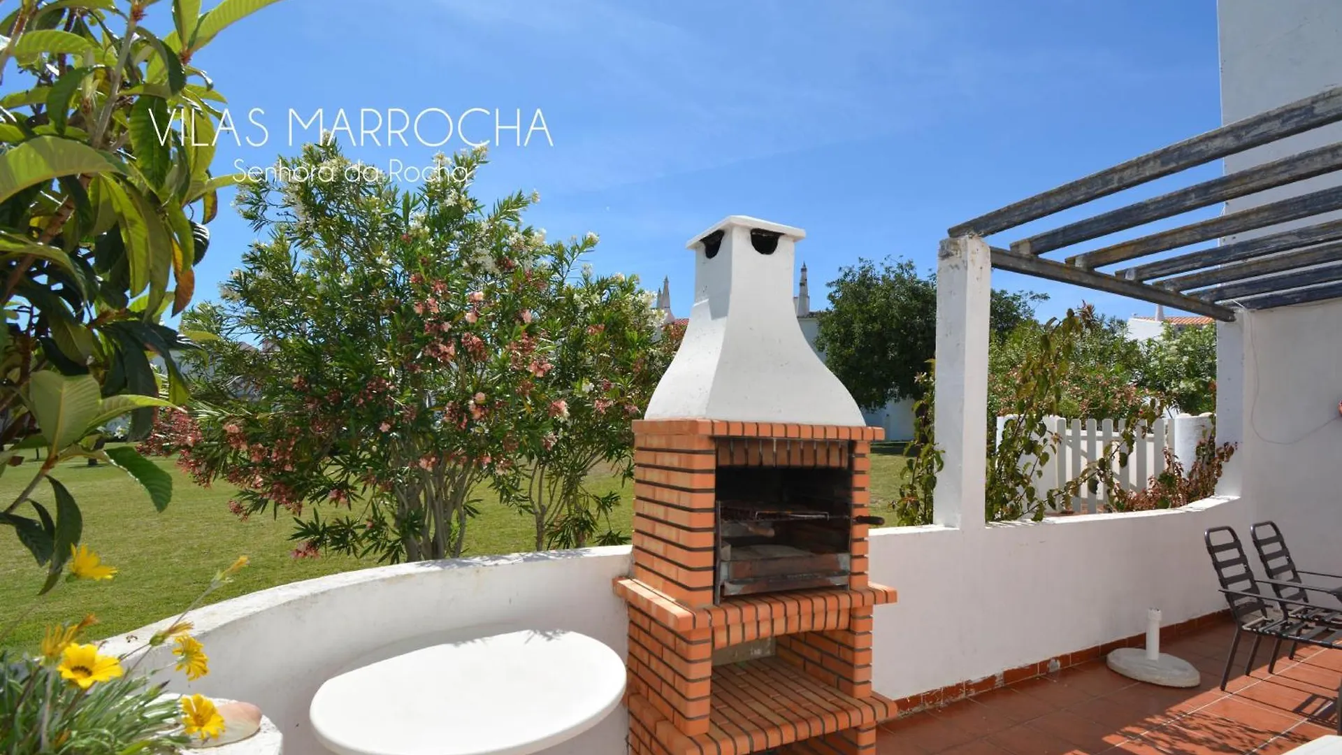 Vilas Marrocha Porches  Portugal